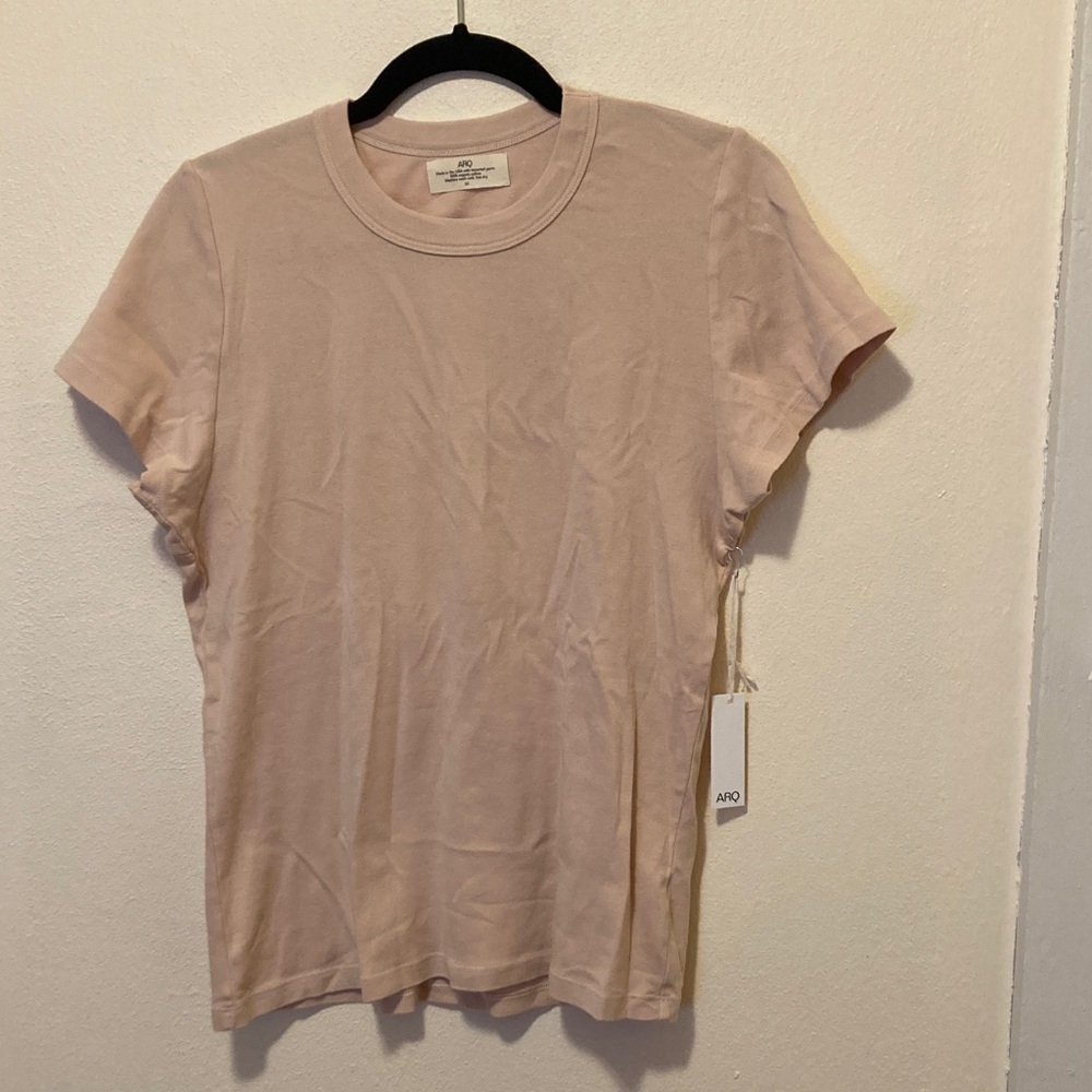 ARQ Janie tee in Slipper